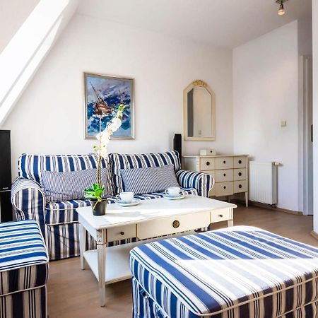 Vacationclub - Rezydencja Bursztyn Apartament 36 슈비노우이스쳬 외부 사진